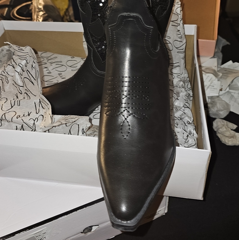 Wild Pair Black Luca Leather Boots